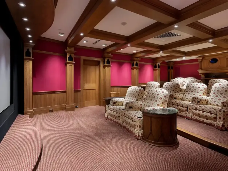 Spectacular Alford Mountain Estate: Guest House & Resort Amenities on – image 33