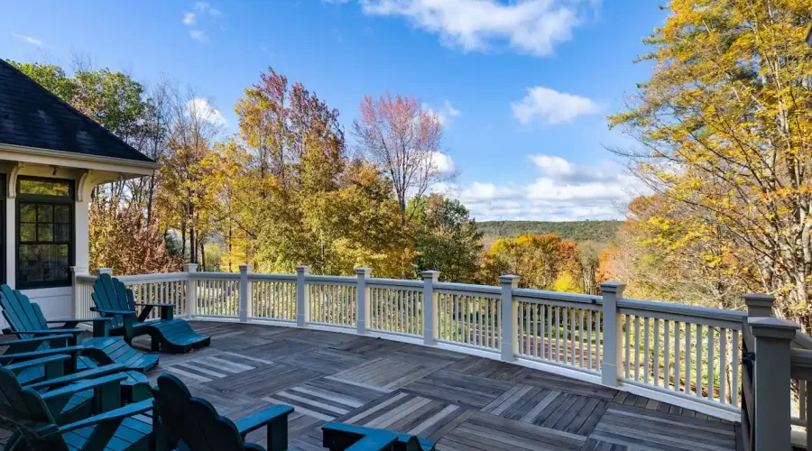 Address not available!, 12 Rooms Rooms,5 BathroomsBathrooms,Residential,For Sale,East,1850679
