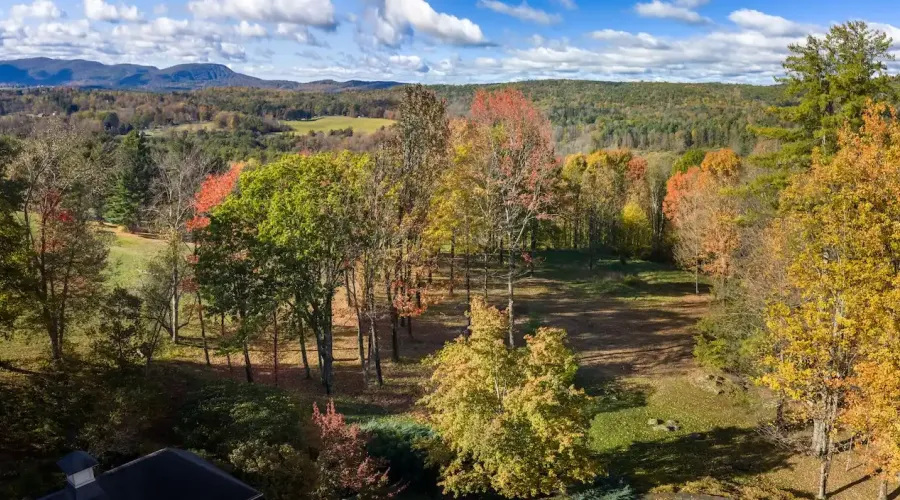 Address not available!, 12 Rooms Rooms,5 BathroomsBathrooms,Residential,For Sale,East,1850679