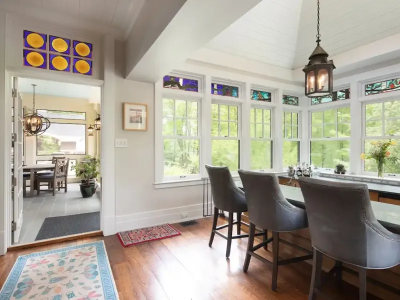 Spectacular Alford Mountain Estate: Guest House & Resort Amenities on – image 7