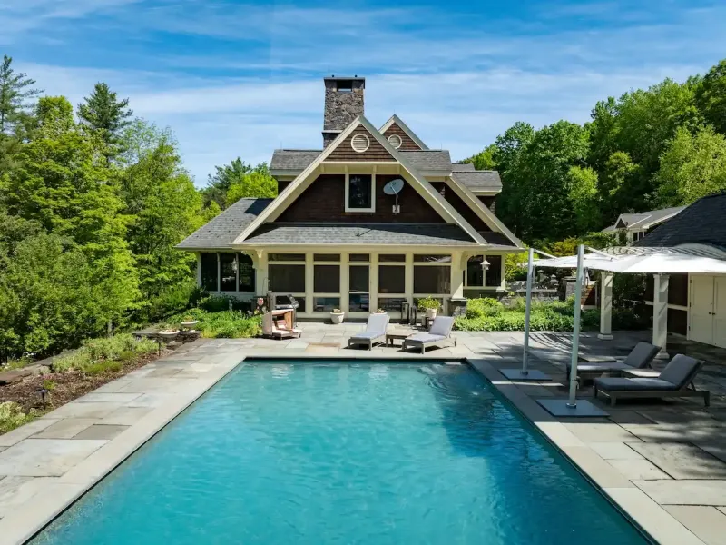 Spectacular Alford Mountain Estate: Guest House & Resort Amenities on – image 10