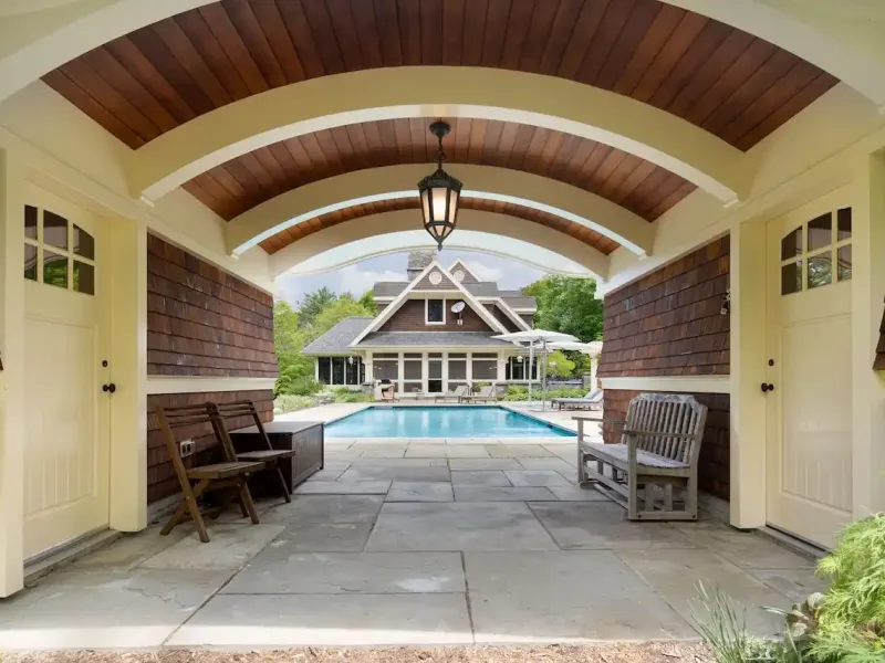 Spectacular Alford Mountain Estate: Guest House & Resort Amenities on – image 11