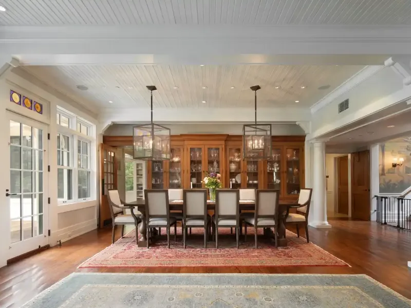 Spectacular Alford Mountain Estate: Guest House & Resort Amenities on – image 13