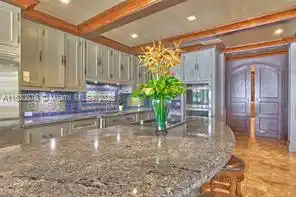 Luxury Lakeside Living in Weston’s Prestigious Windmill Ranches – image 40