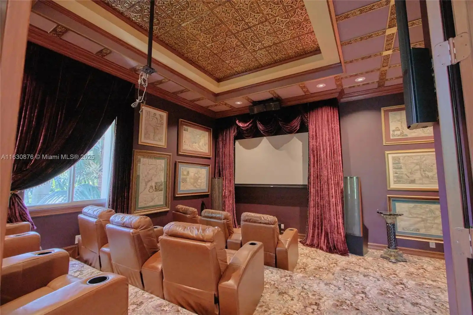 Luxury Lakeside Living in Weston’s Prestigious Windmill Ranches – image 22