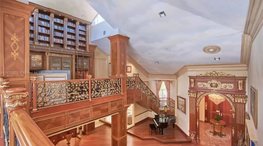 2941 Paddock Ln, Weston, Florida, 33331, United States, 7 Bedrooms Bedrooms, ,8 BathroomsBathrooms,Single family home,For Sale,Paddock Ln,1867905