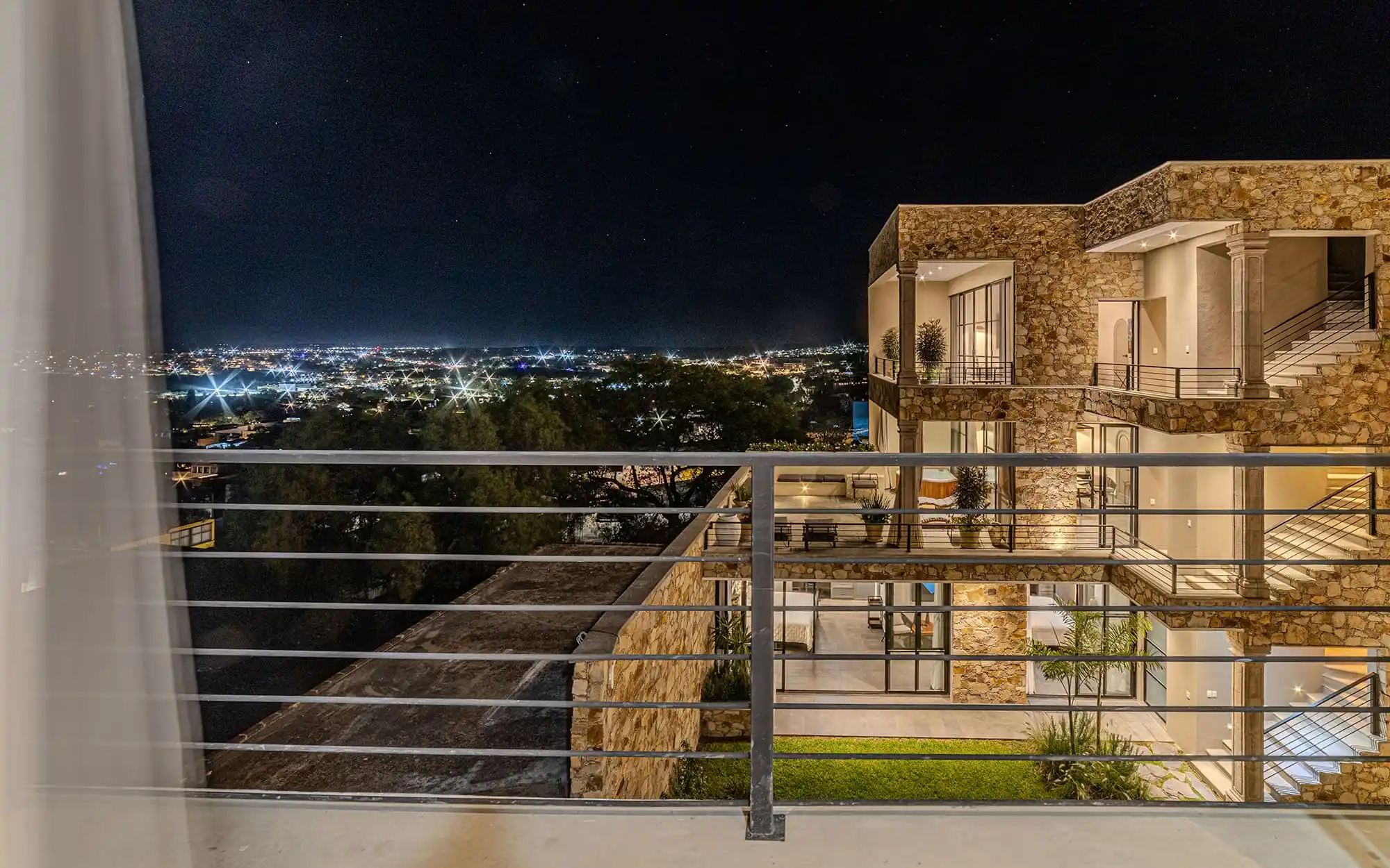 Casa Celestial – image 76