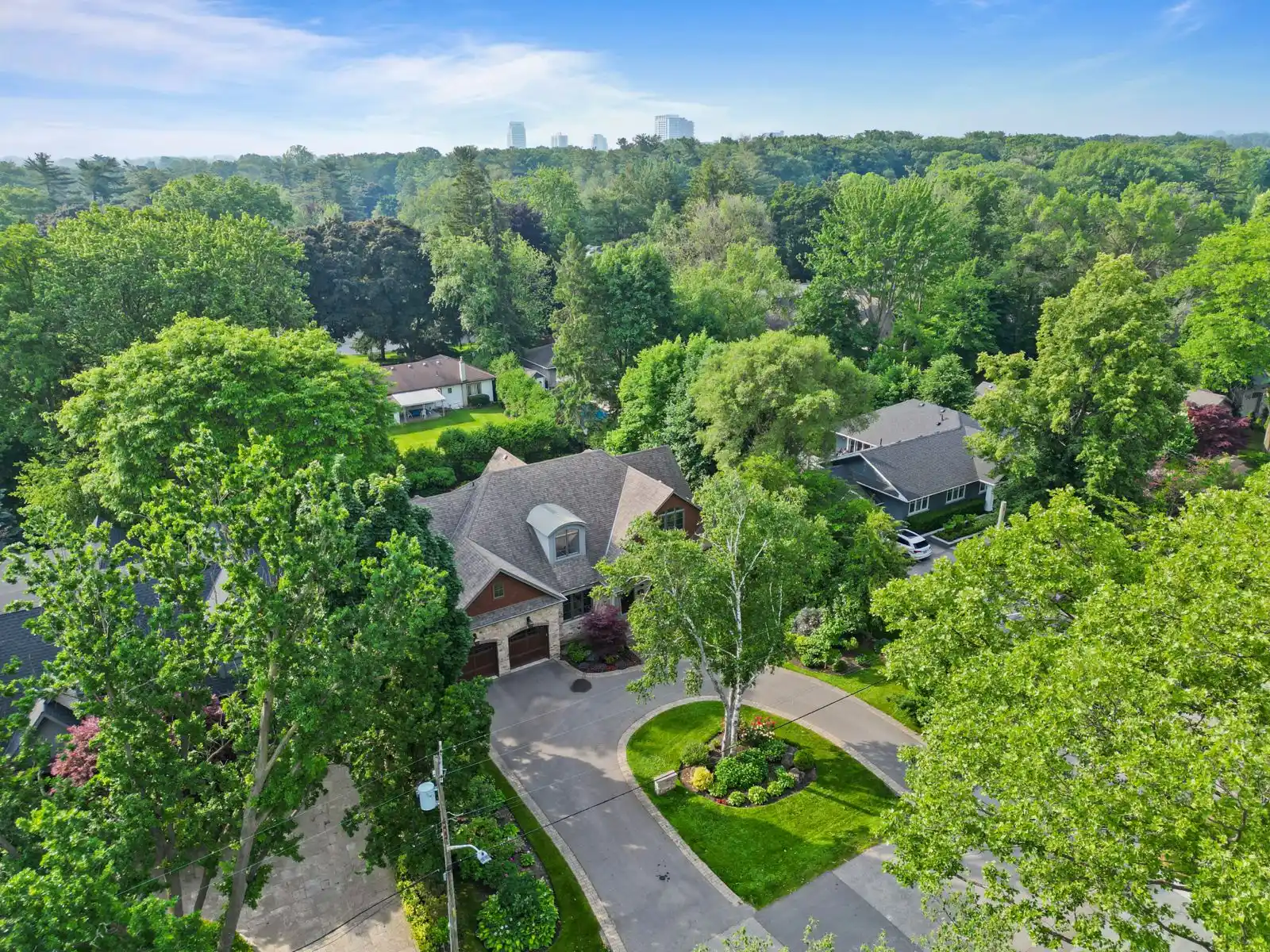 190 Maplewood Road, Mississauga (W12659750) – image 4