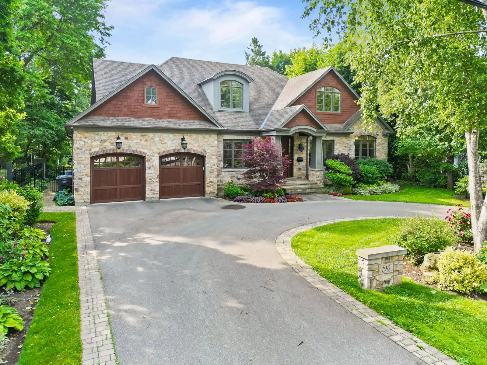 190 Maplewood Road, Mississauga (W12659750) – image 1