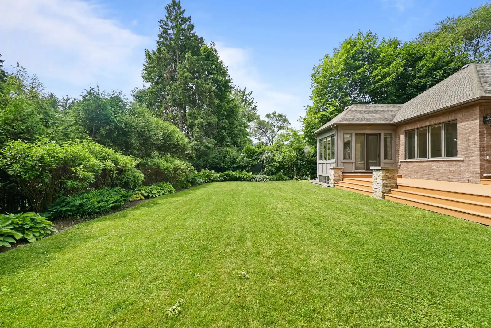 190 Maplewood Road, Mississauga (W12659750) – image 46