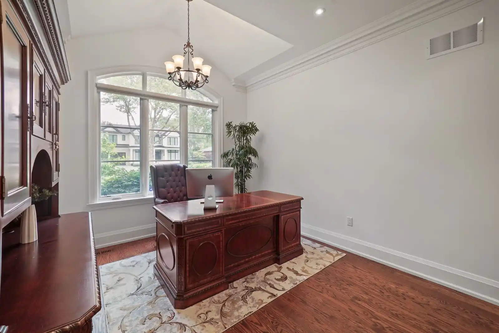 190 Maplewood Road, Mississauga (W12659750) – image 76