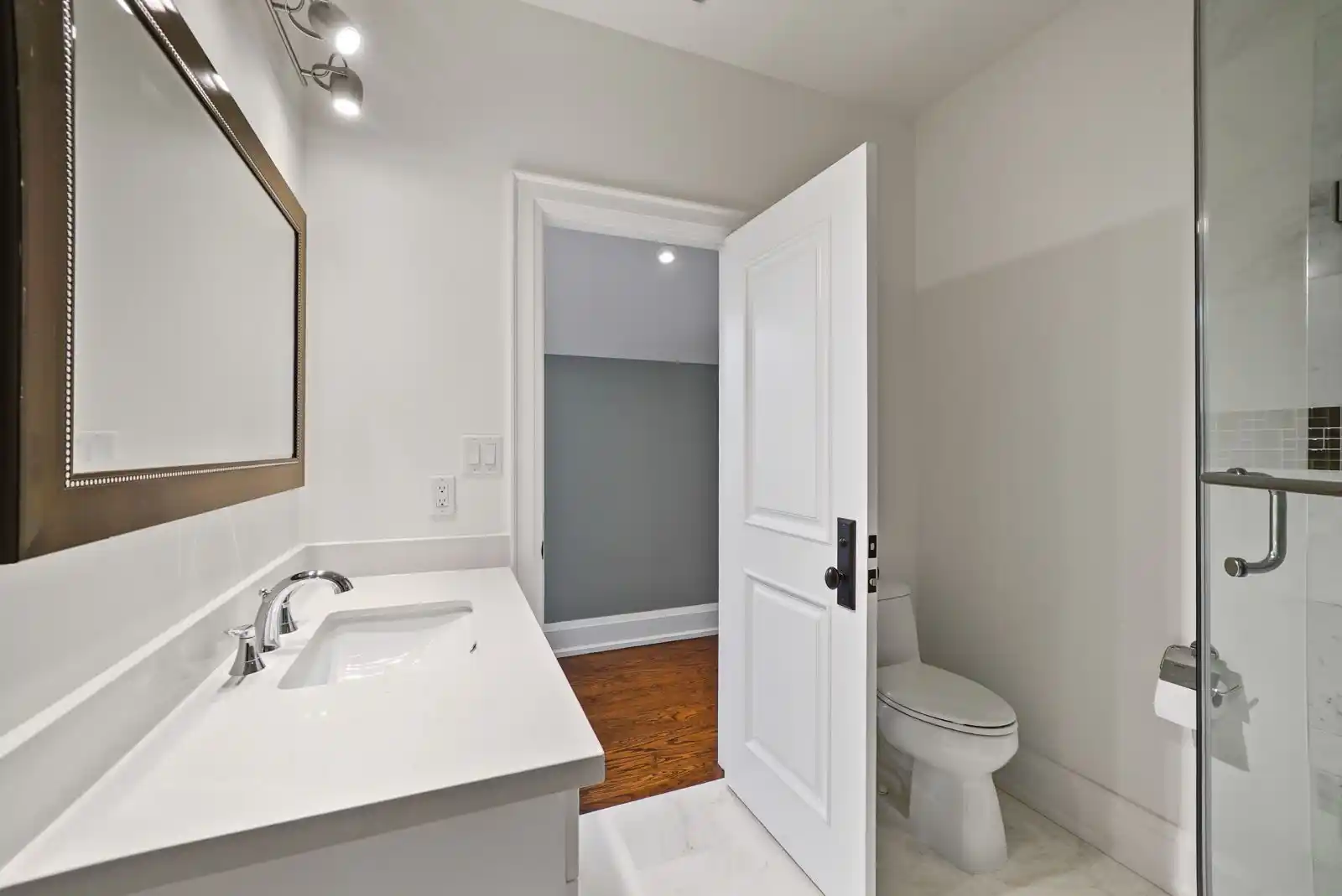 190 Maplewood Road, Mississauga (W12659750) – image 85