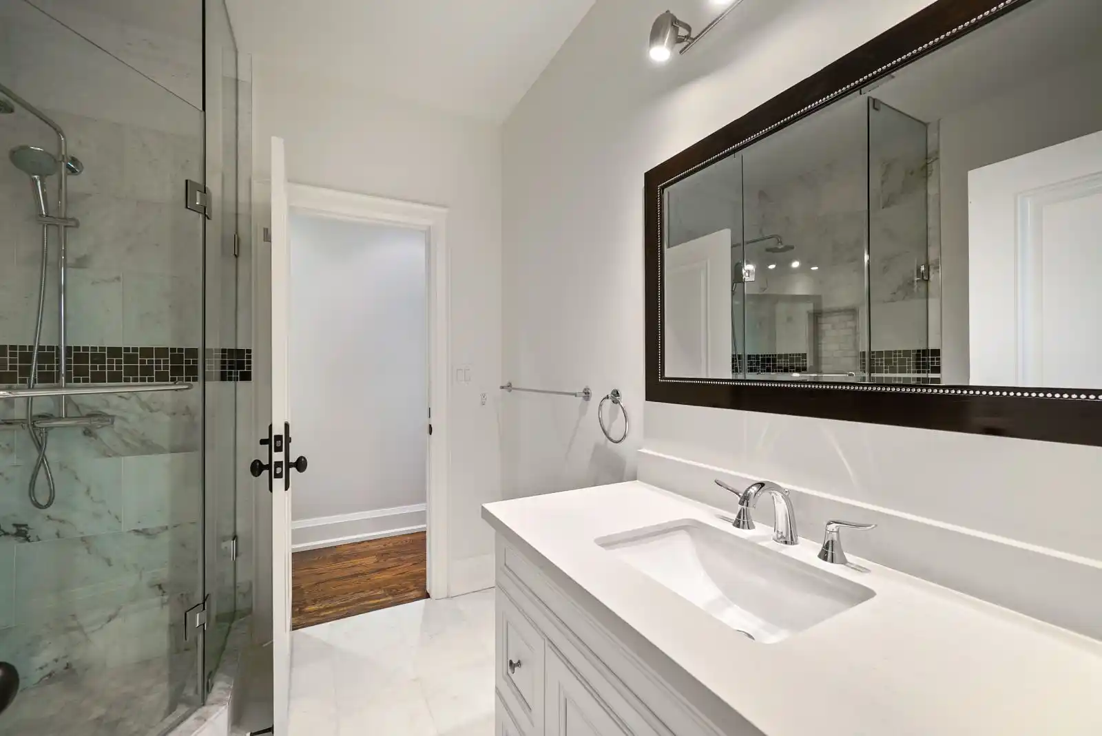 190 Maplewood Road, Mississauga (W12659750) – image 87