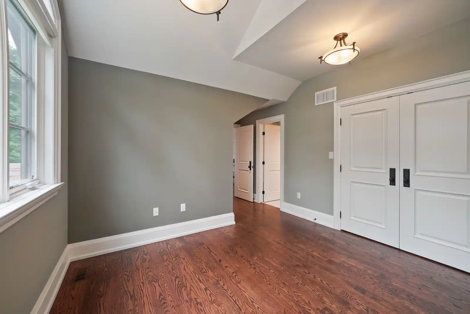 190 Maplewood Road, Mississauga (W12659750) – image 92