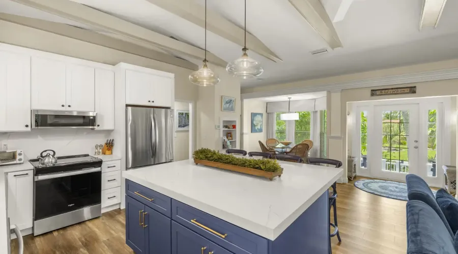 1062 South Yachtsman Drive, Sanibel, Florida, 33957, United States, 3 Bedrooms Bedrooms, 11 Rooms Rooms,3 BathroomsBathrooms,Residential,For Sale,South Yachtsman,1876888