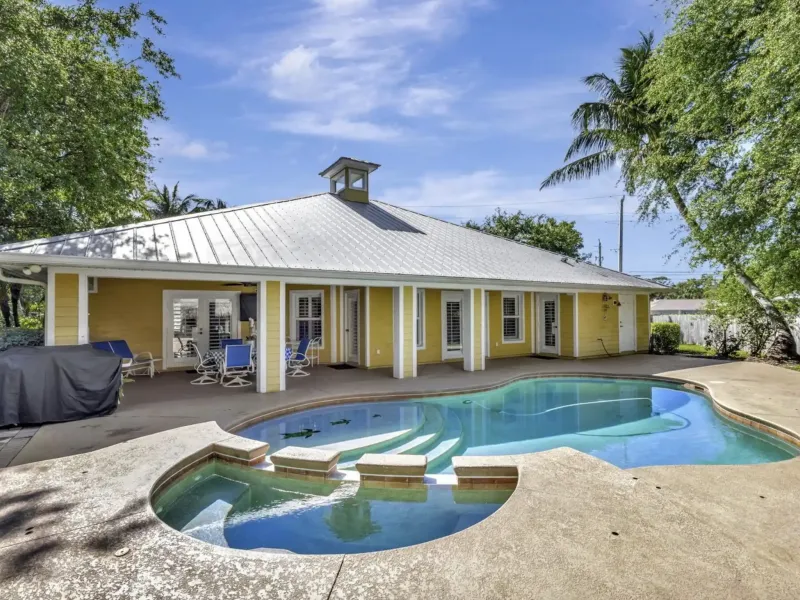3020 SE St Lucie Boulevard – image 2