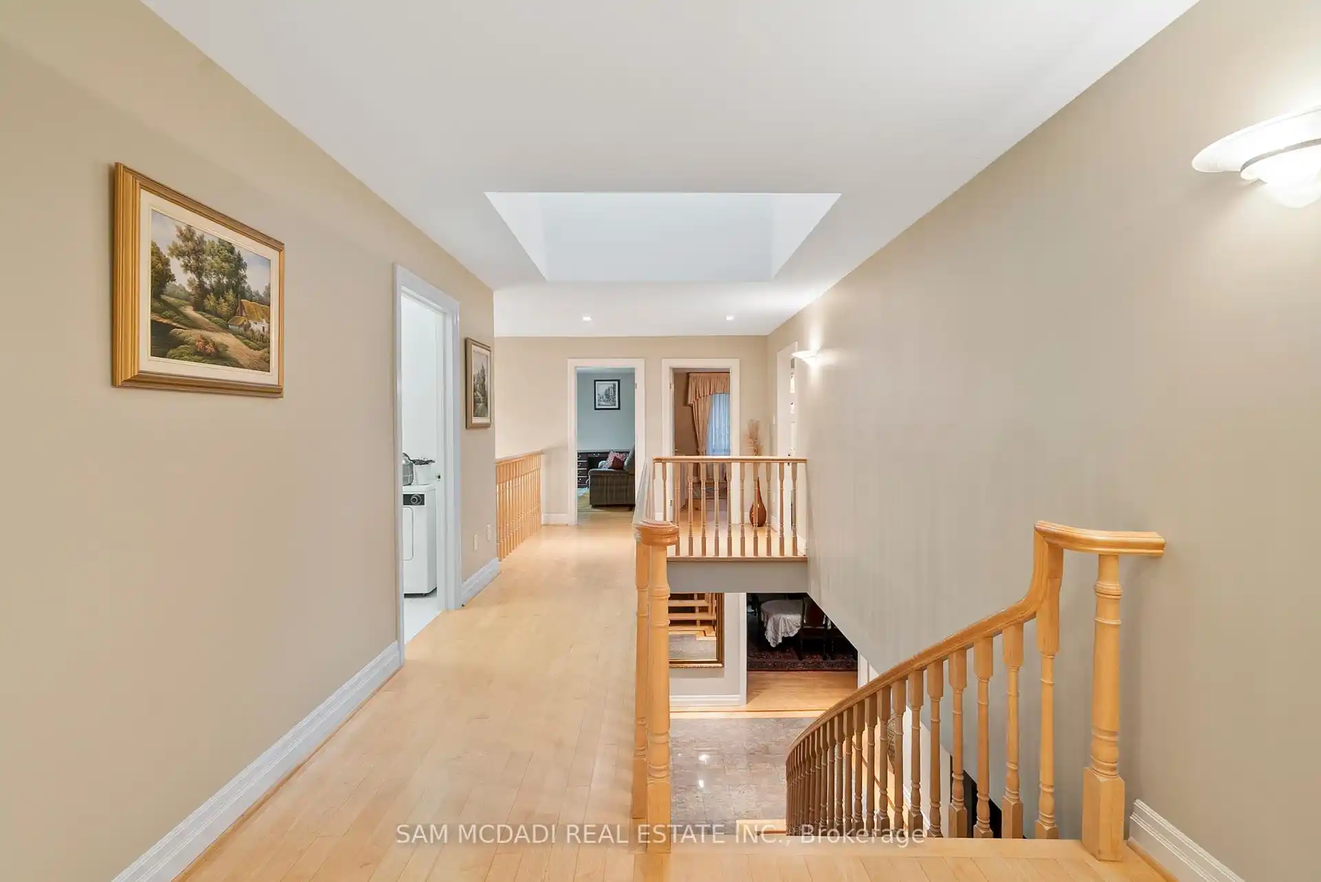 978 Tennyson Avenue, Mississauga (W12464431) – image 20