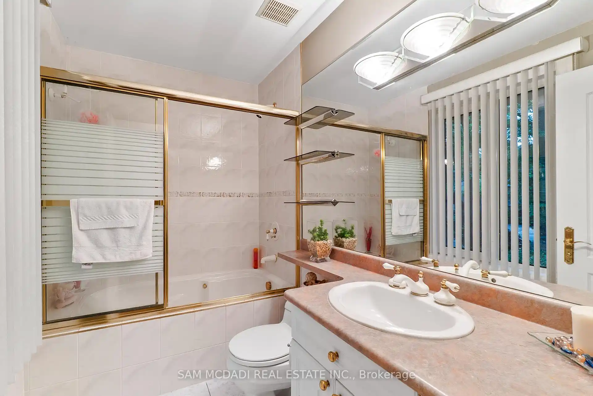 978 Tennyson Avenue, Mississauga (W12464431) – image 29