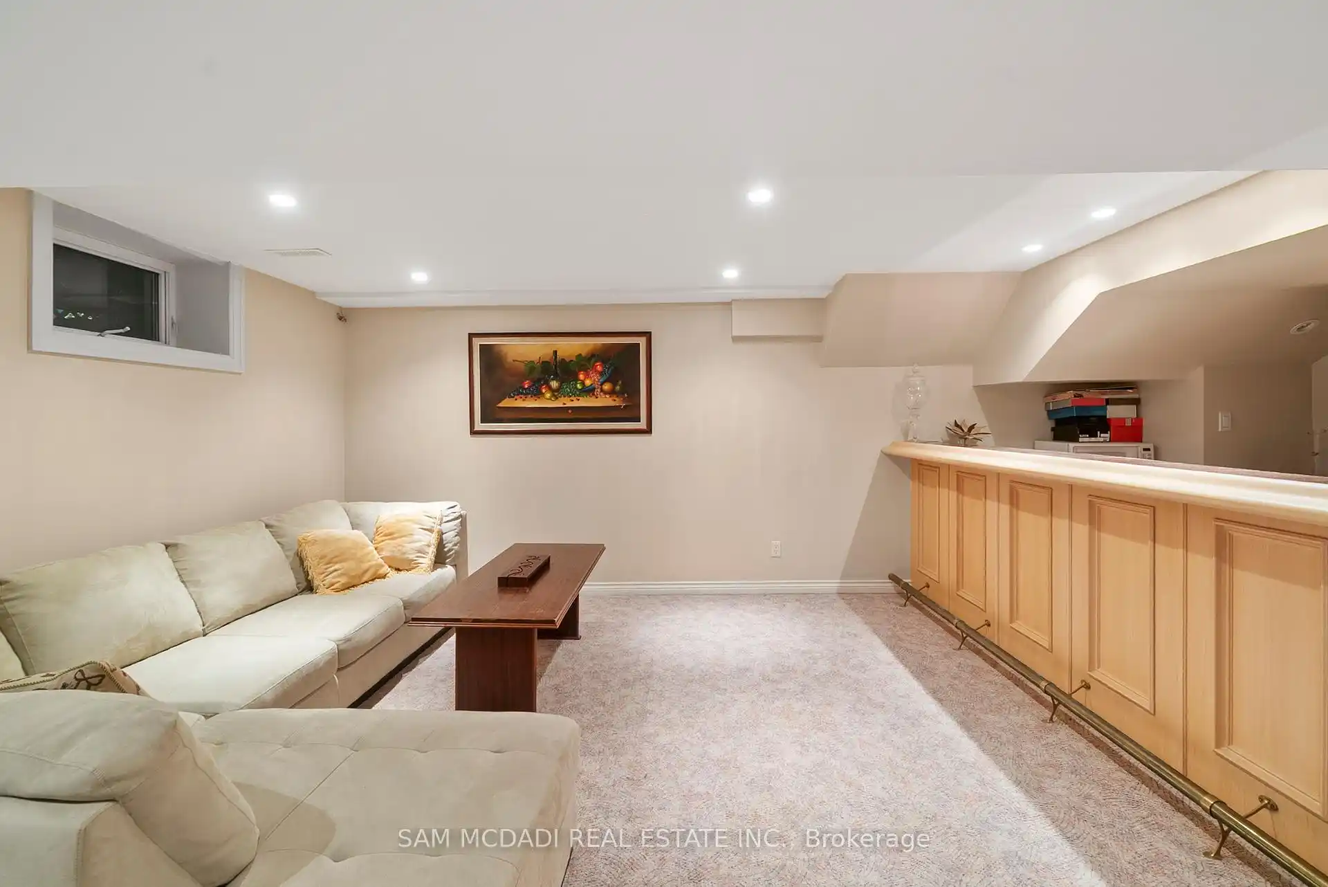 978 Tennyson Avenue, Mississauga (W12464431) – image 39