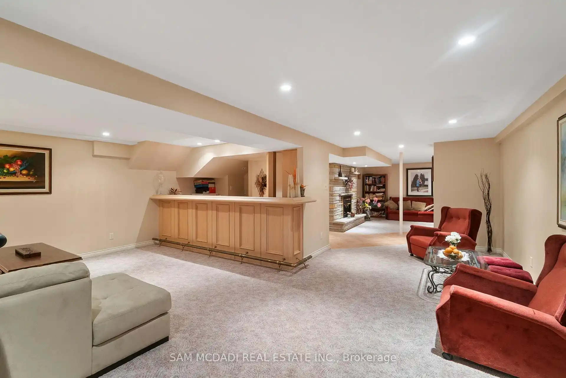 978 Tennyson Avenue, Mississauga (W12464431) – image 40