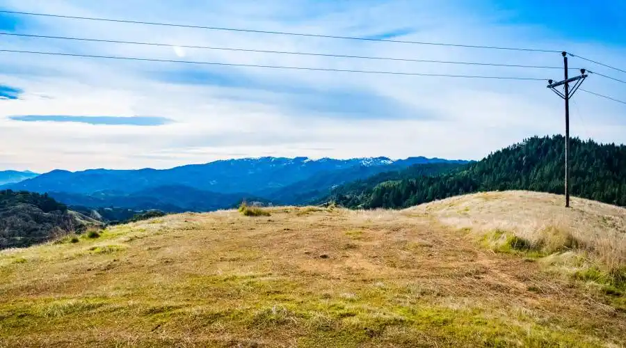 9140 Boonville Rd,Ukiah,California 95482,United States,Ranch,Boonville,185068
