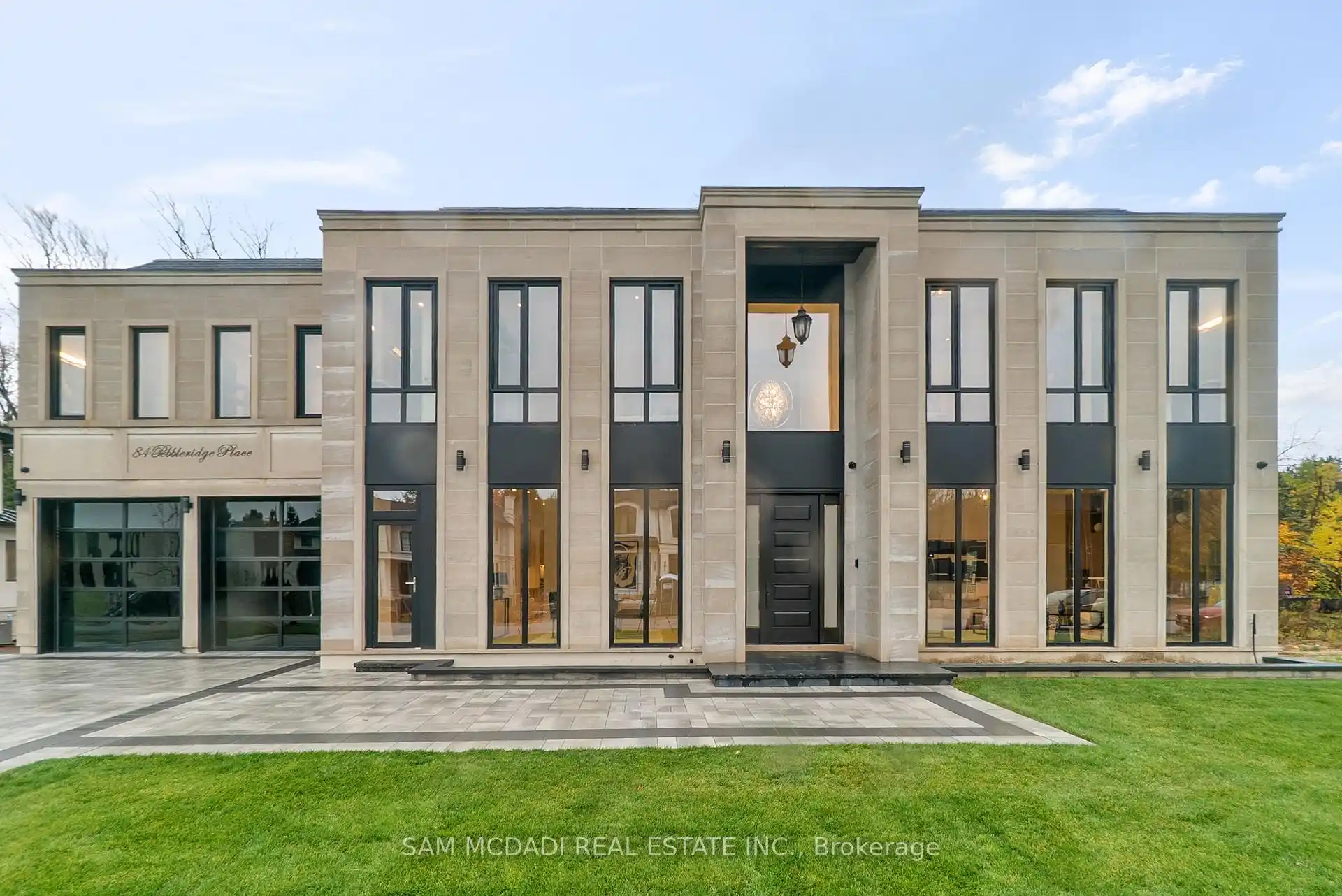 84 Pebbleridge Place, Oakville (W12792798) – image 1