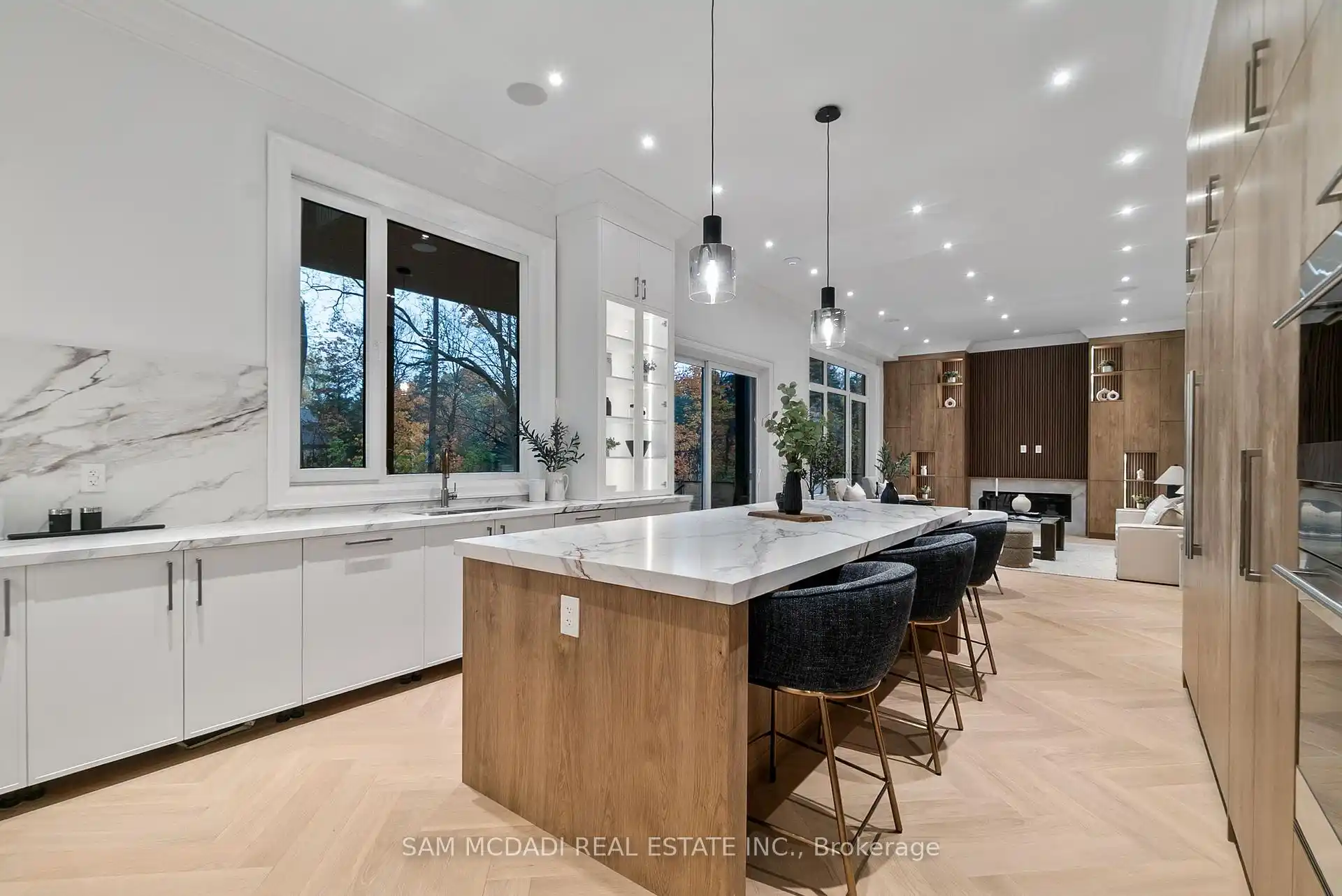 84 Pebbleridge Place, Oakville (W12792798) – image 12