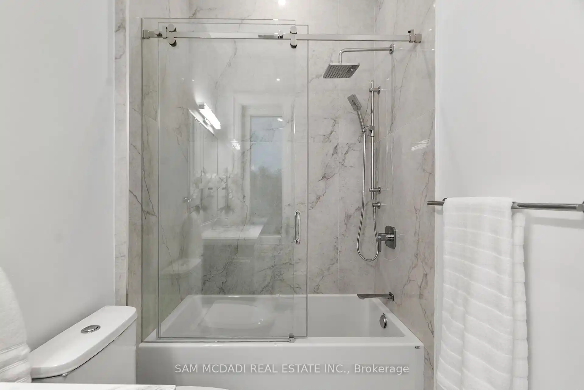 84 Pebbleridge Place, Oakville (W12792798) – image 30