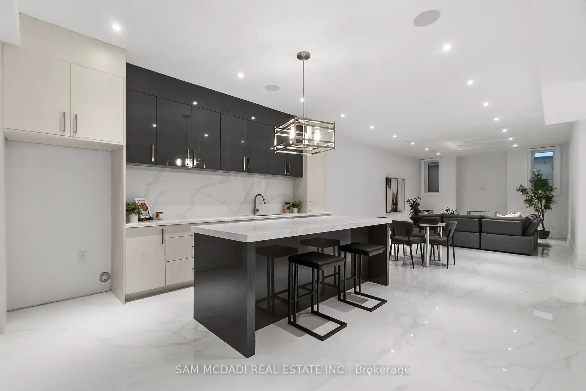 84 Pebbleridge Place, Oakville (W12792798) – image 37