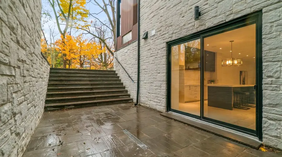 84 Pebbleridge Place, Oakville, Ontario, L6K 3Y4, Canada, 4 Bedrooms Bedrooms, ,9 BathroomsBathrooms,Residential,For Sale,84 Pebbleridge Place,1898048