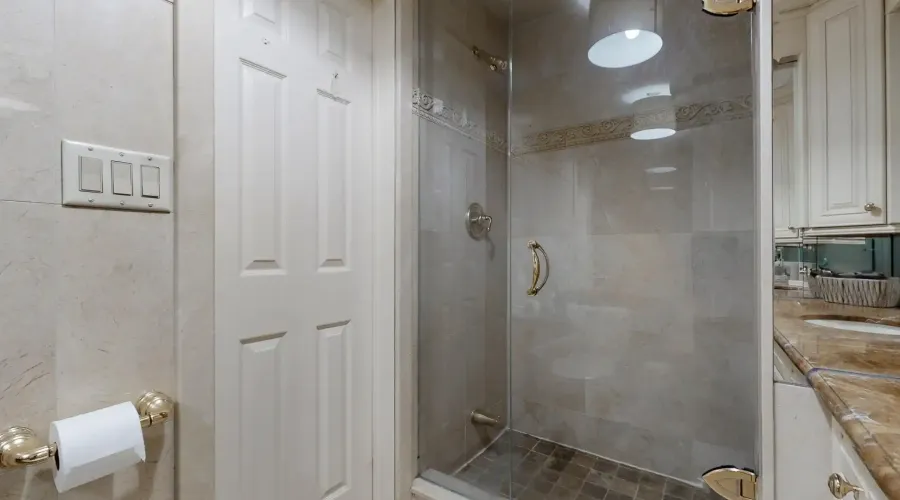 788 Woodland Acres Cres, Vaughan, Ontario, Canada, 4 Bedrooms Bedrooms, 14 Rooms Rooms,5 BathroomsBathrooms,Residential,Residential,Woodland Acres,1902959