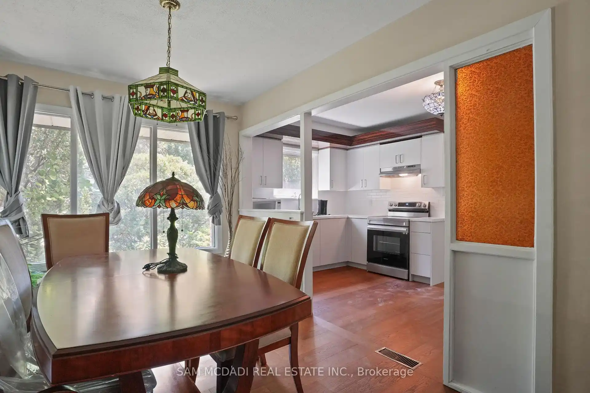415 Country Club Crescent, Mississauga (W12816574) – image 20