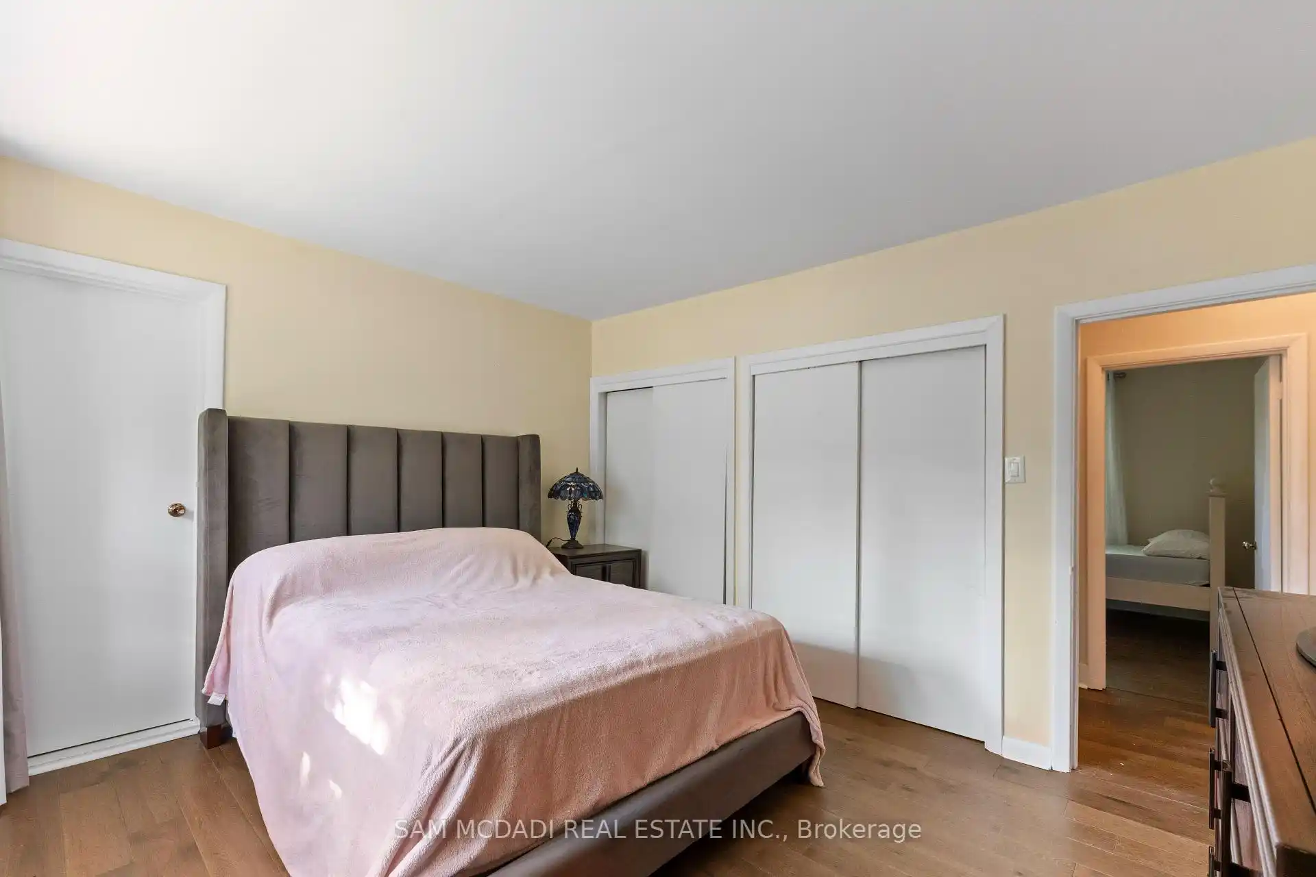 415 Country Club Crescent, Mississauga (W12816574) – image 25