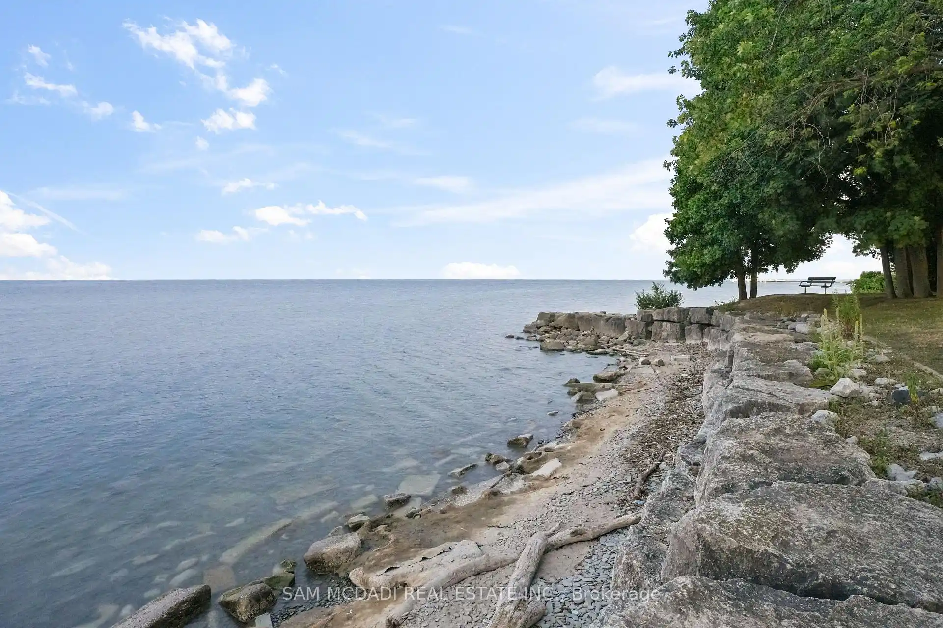 415 Country Club Crescent, Mississauga (W12816574) – image 33