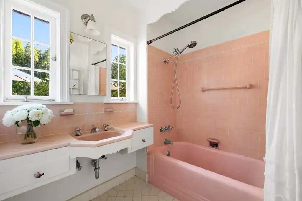 4750 Encino Avenue, Encino, CA 91316 – image 34