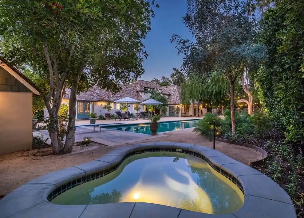 4750 Encino Avenue, Encino, CA 91316 – image 9