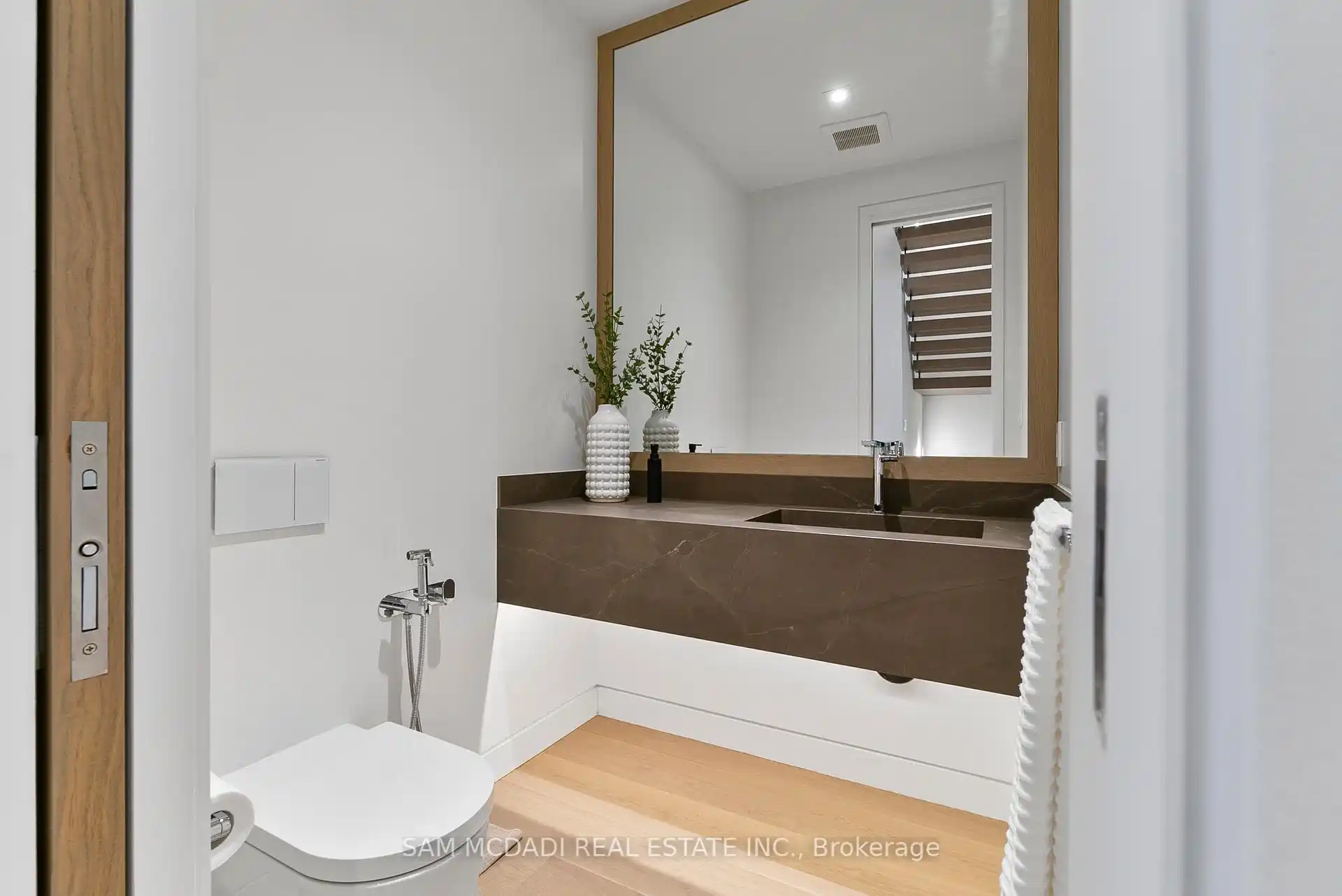 Luxurious Lorne Park Residence 4+1Br 7Bath, Mississauga – image 12