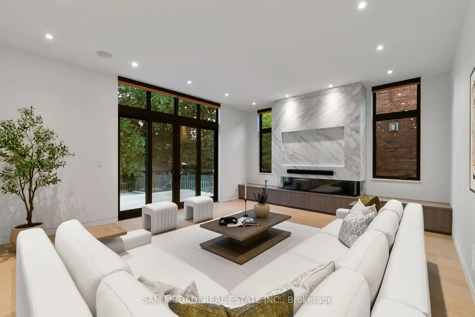 Luxurious Lorne Park Residence 4+1Br 7Bath, Mississauga – image 21