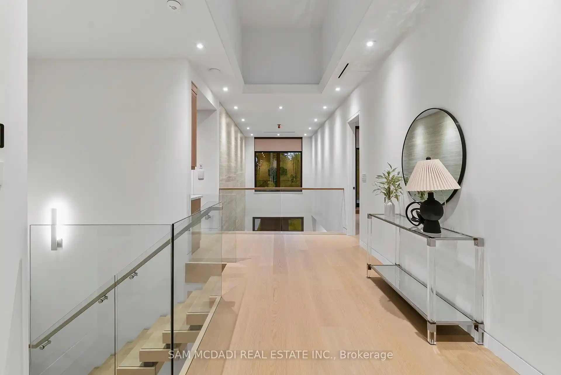 Luxurious Lorne Park Residence 4+1Br 7Bath, Mississauga – image 24