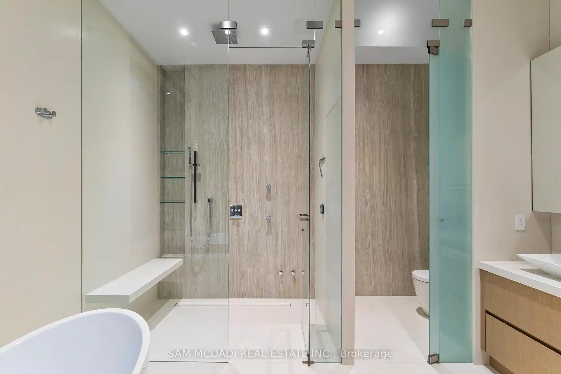 Luxurious Lorne Park Residence 4+1Br 7Bath, Mississauga – image 26