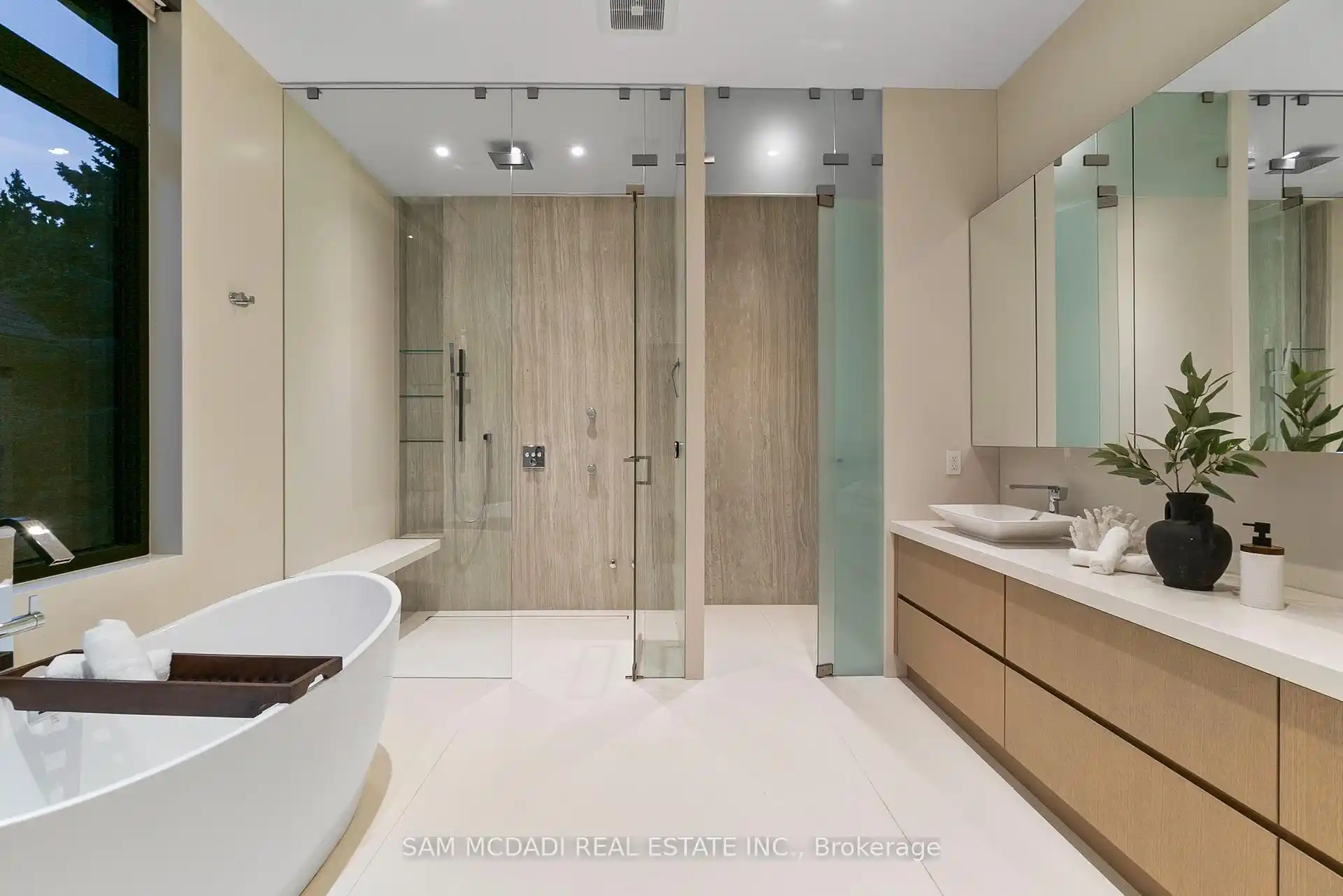 Luxurious Lorne Park Residence 4+1Br 7Bath, Mississauga – image 28