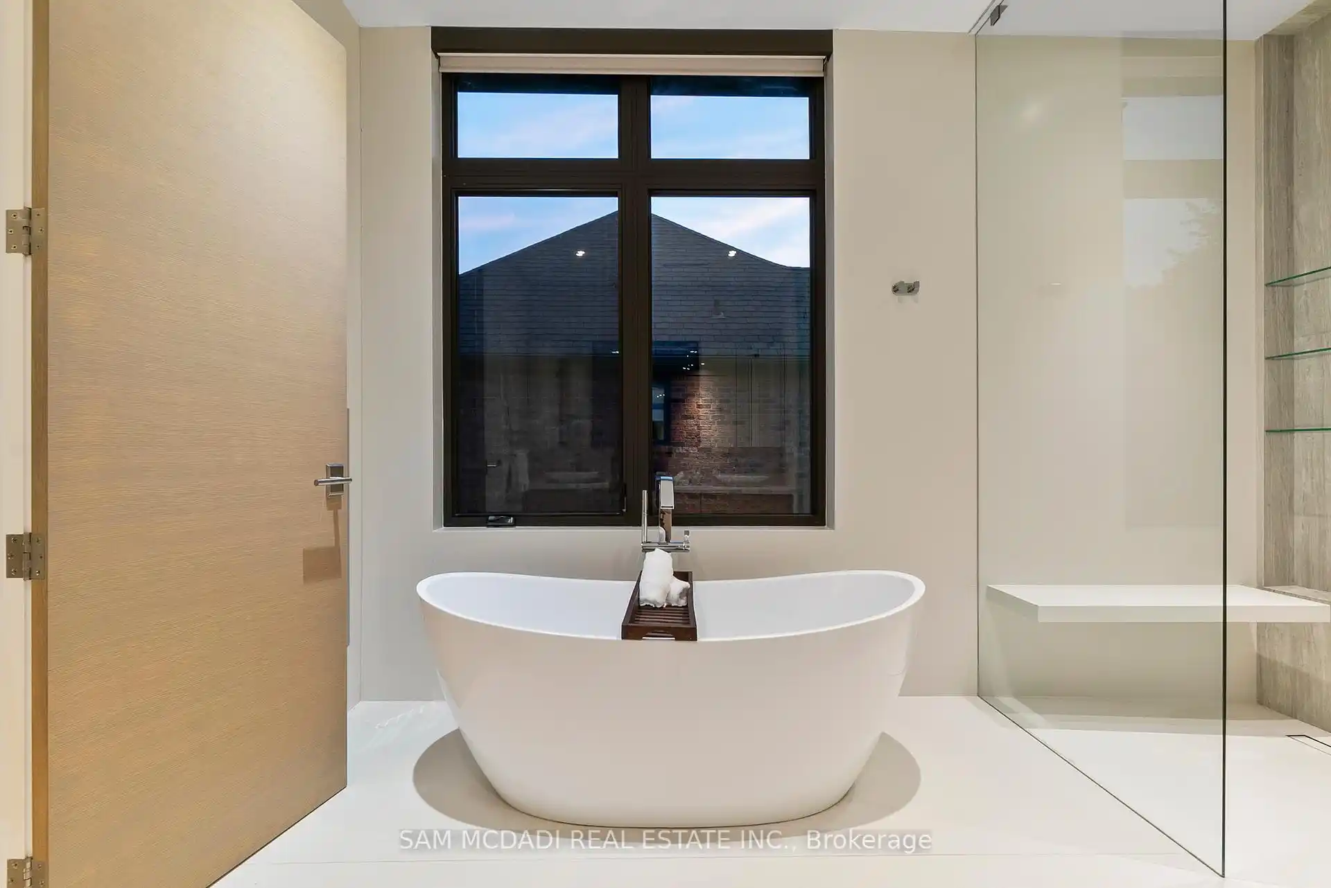 Luxurious Lorne Park Residence 4+1Br 7Bath, Mississauga – image 29