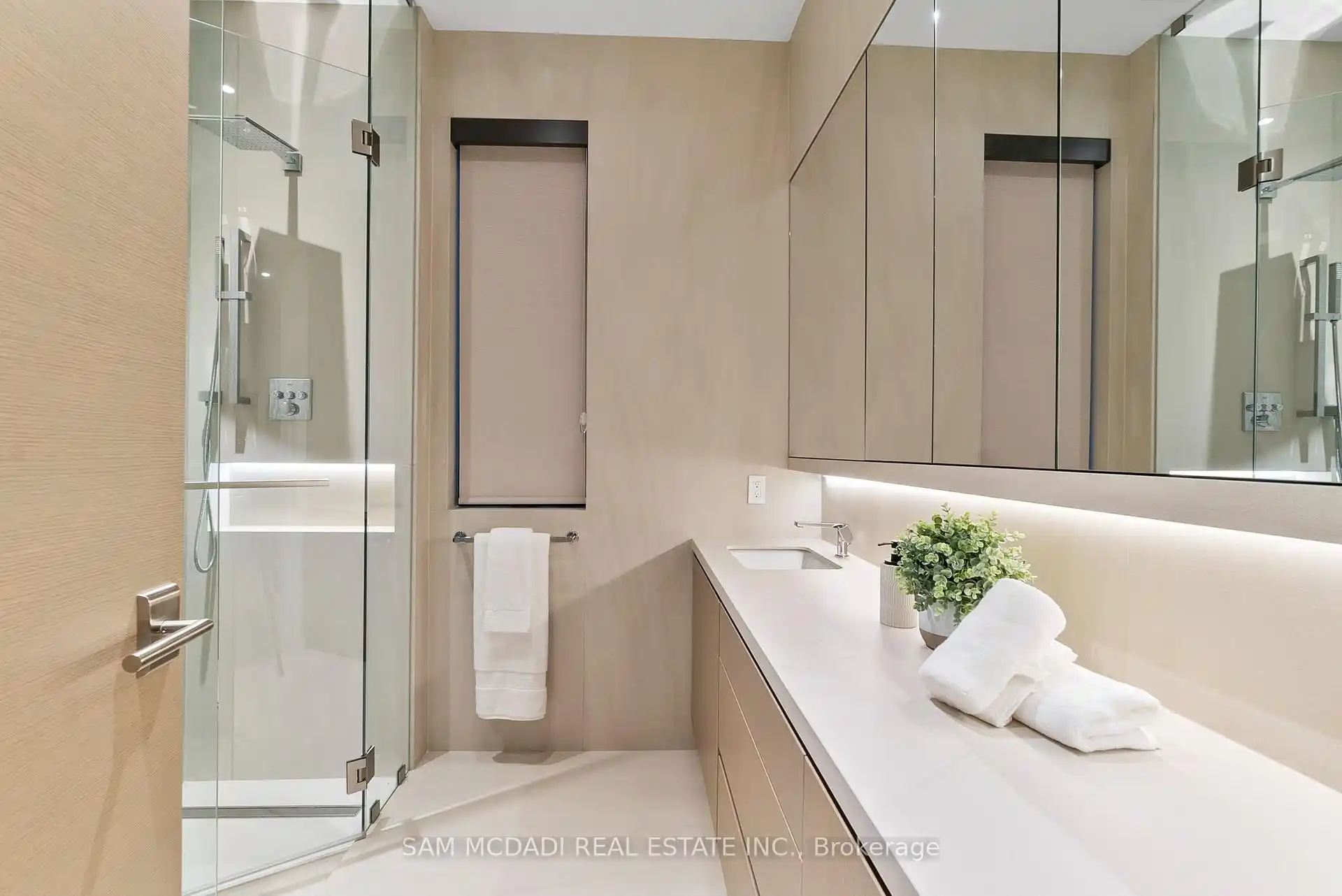Luxurious Lorne Park Residence 4+1Br 7Bath, Mississauga – image 35