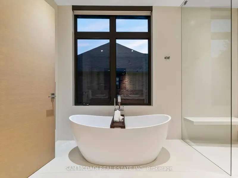 Luxurious Lorne Park Residence 4+1Br 7Bath, Mississauga – image 29