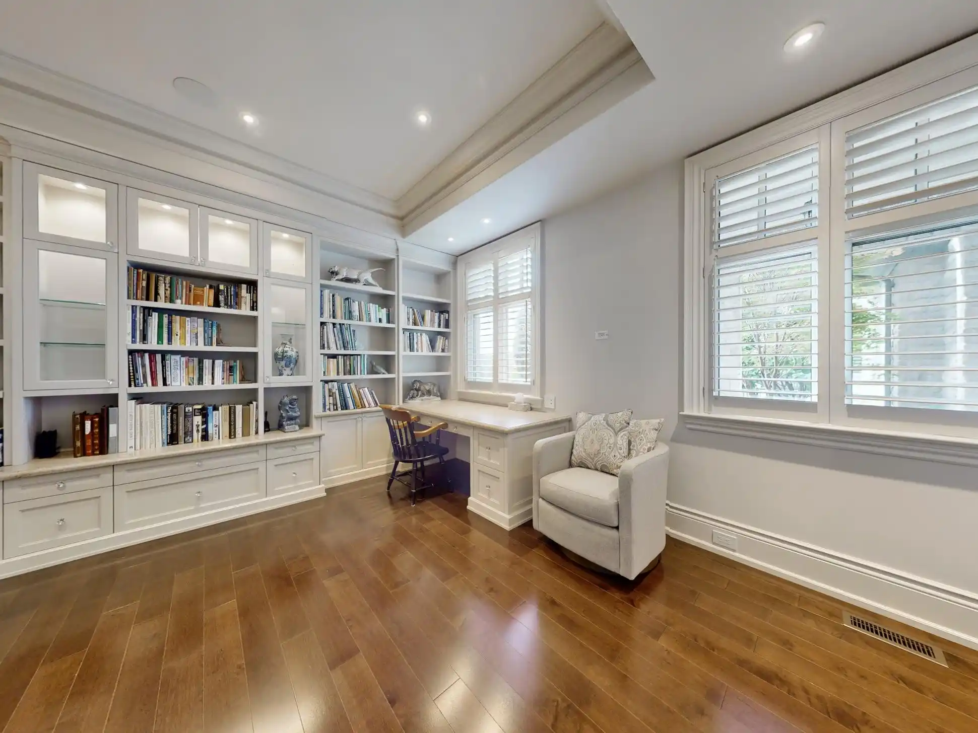 12 Macleod Estate Crt, Richmond Hill, Ontario – image 18