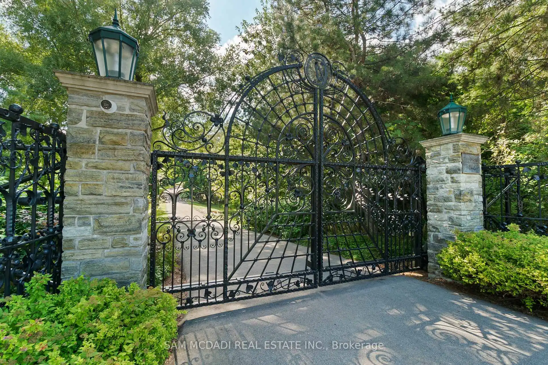 10140 Pineview Trail, Milton (W12551356) – image 2