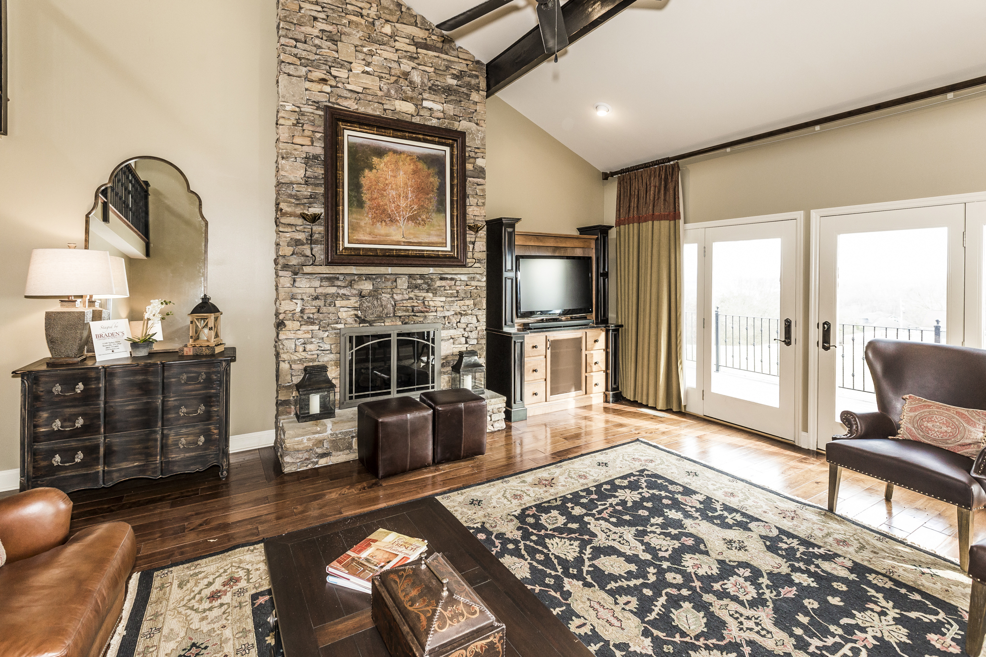 Residential For Sale – image 11