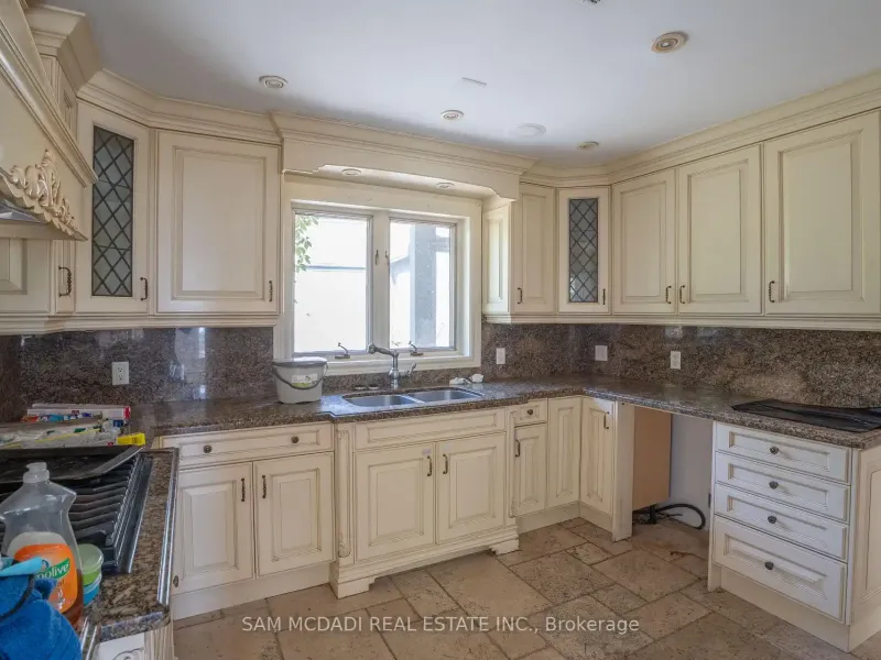 1588 Watersedge Road, Mississauga (W13042692) – image 8