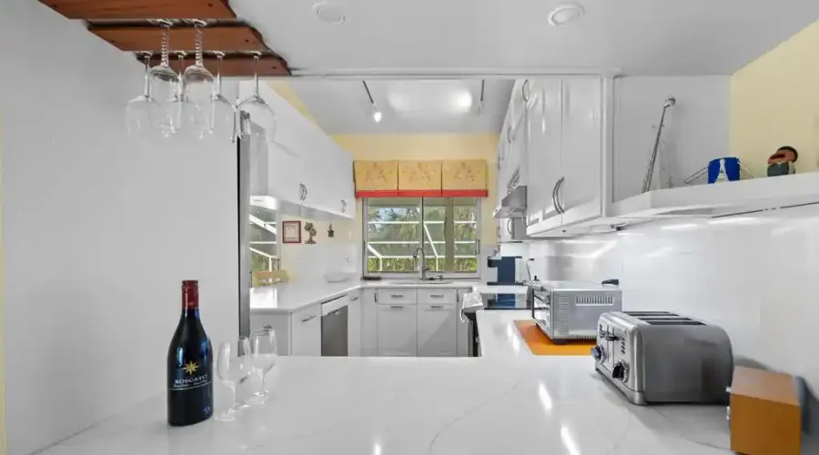 702 Pyrula Street, Sanibel, Florida, 33957, United States, 3 Bedrooms Bedrooms, 10 Rooms Rooms,2 BathroomsBathrooms,Residential,For Sale,Pyrula,1942247