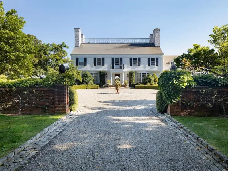 Historic 1929 Georgian Revival Estate on 70+ Acres | Salisbury, CT – image 2